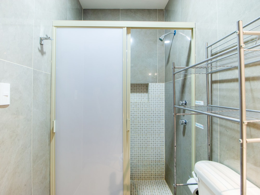 Standard Room - Photo 7