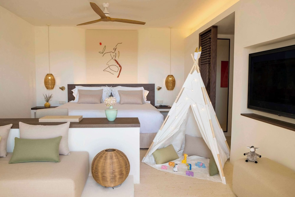 Suite Junior con vista al campo de golf photo