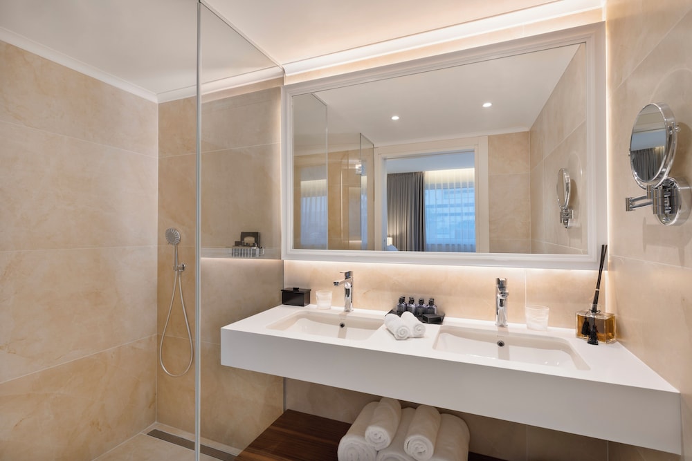 Superior Double or Twin Room, Garden Area photo 3