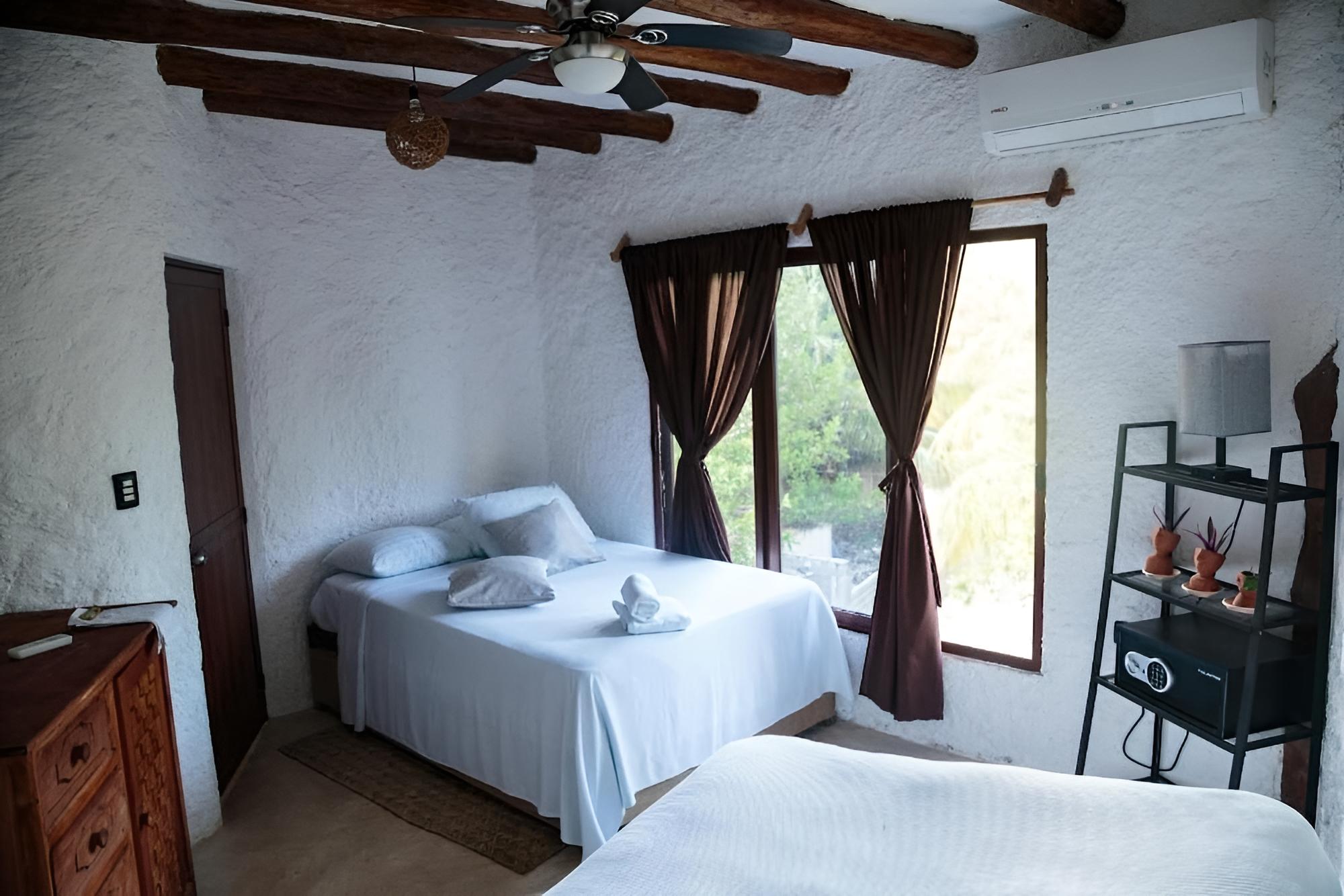 Standard Double Room, 2 Double Beds photo 2