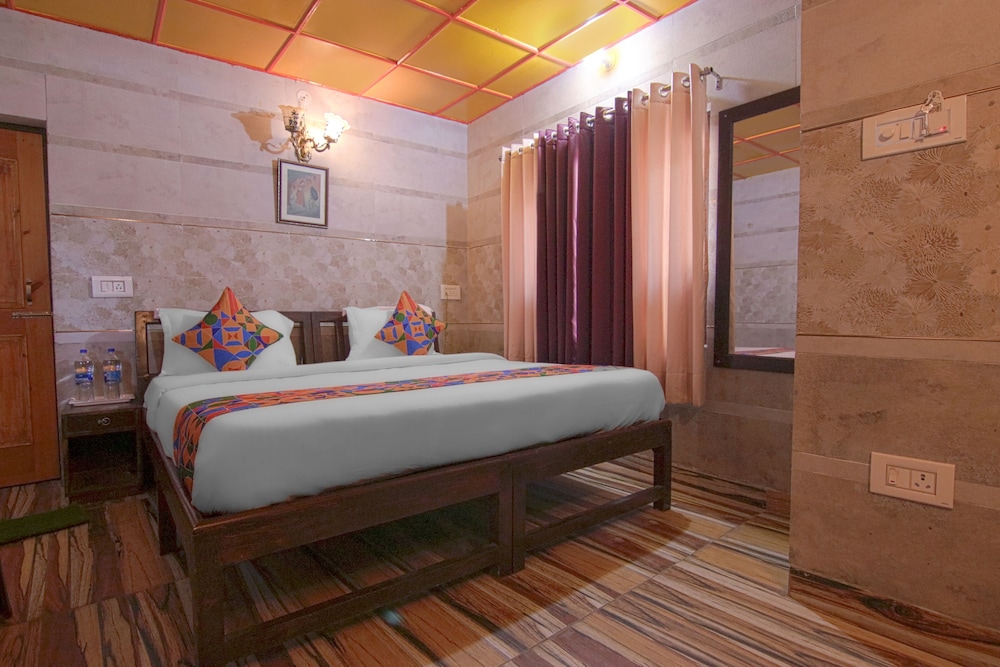 Deluxe Room - Photo 1