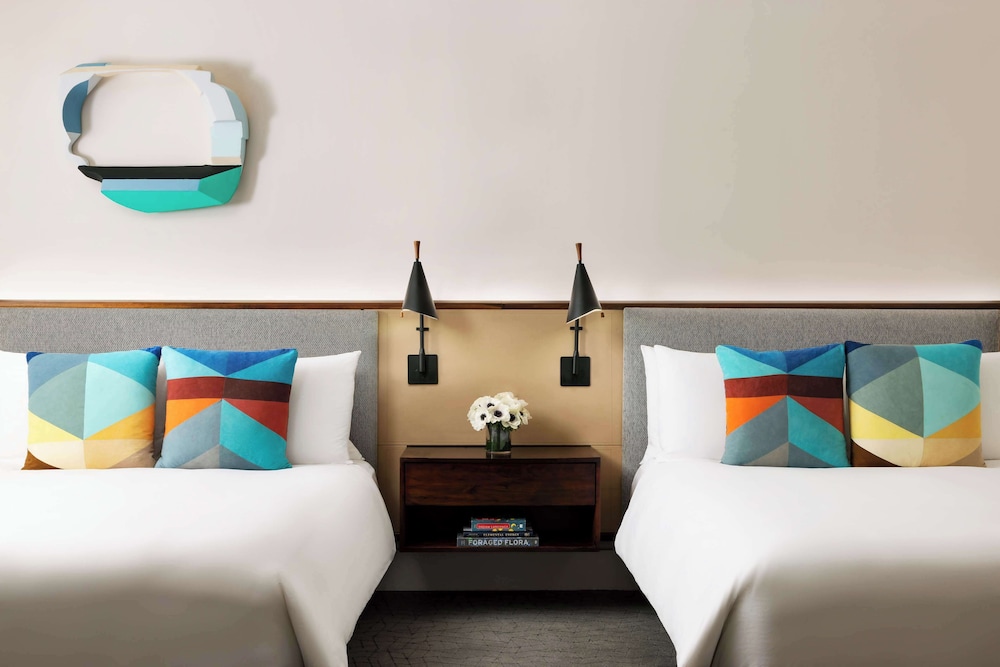 Suite, Multiple Beds (Seville)