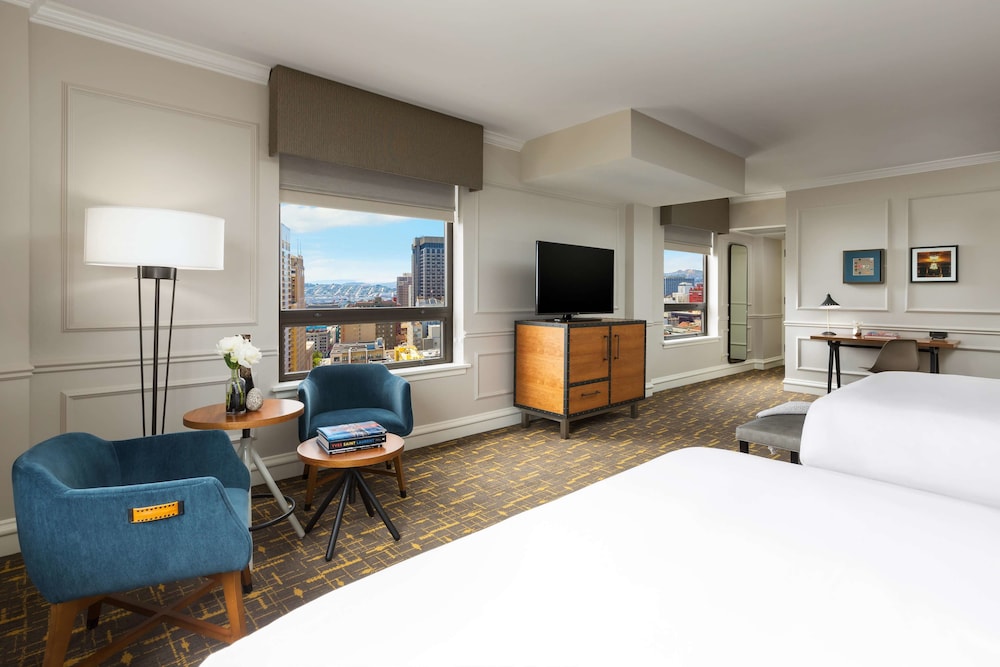 Skyline Studio, 2 Queen Beds