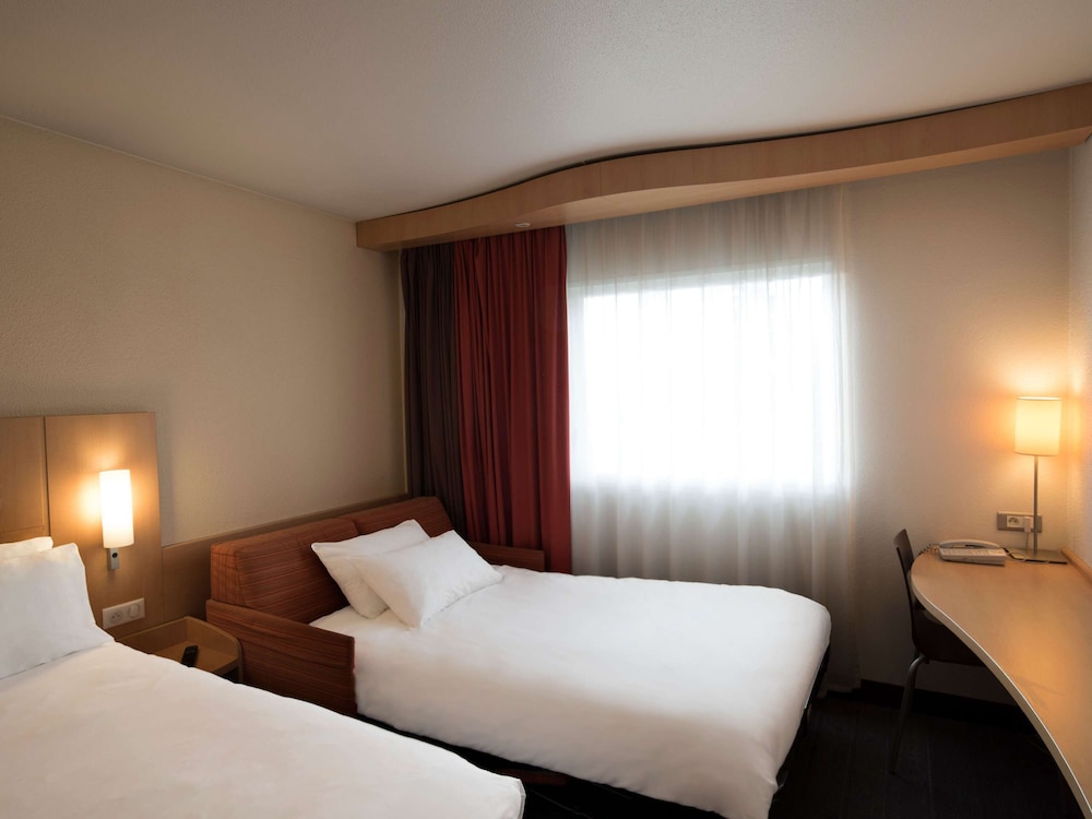 Standard Room, 1 Double Bed with Sofa bed - Photo 1