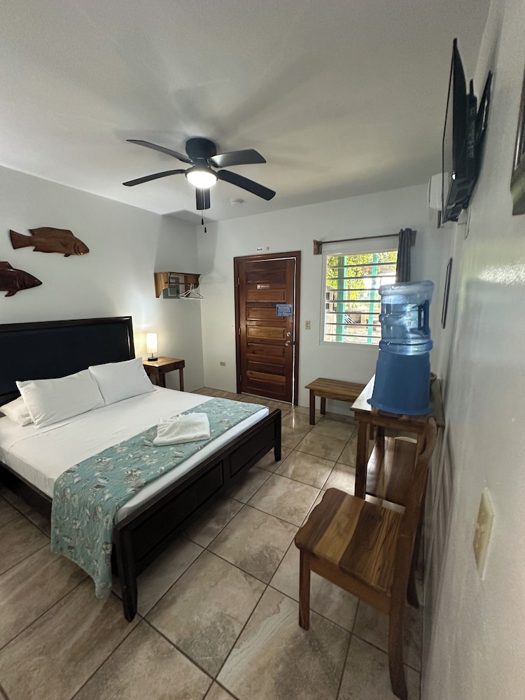 Deluxe Room, 1 Bedroom, Refrigerator & Microwave, Sea View photo 3