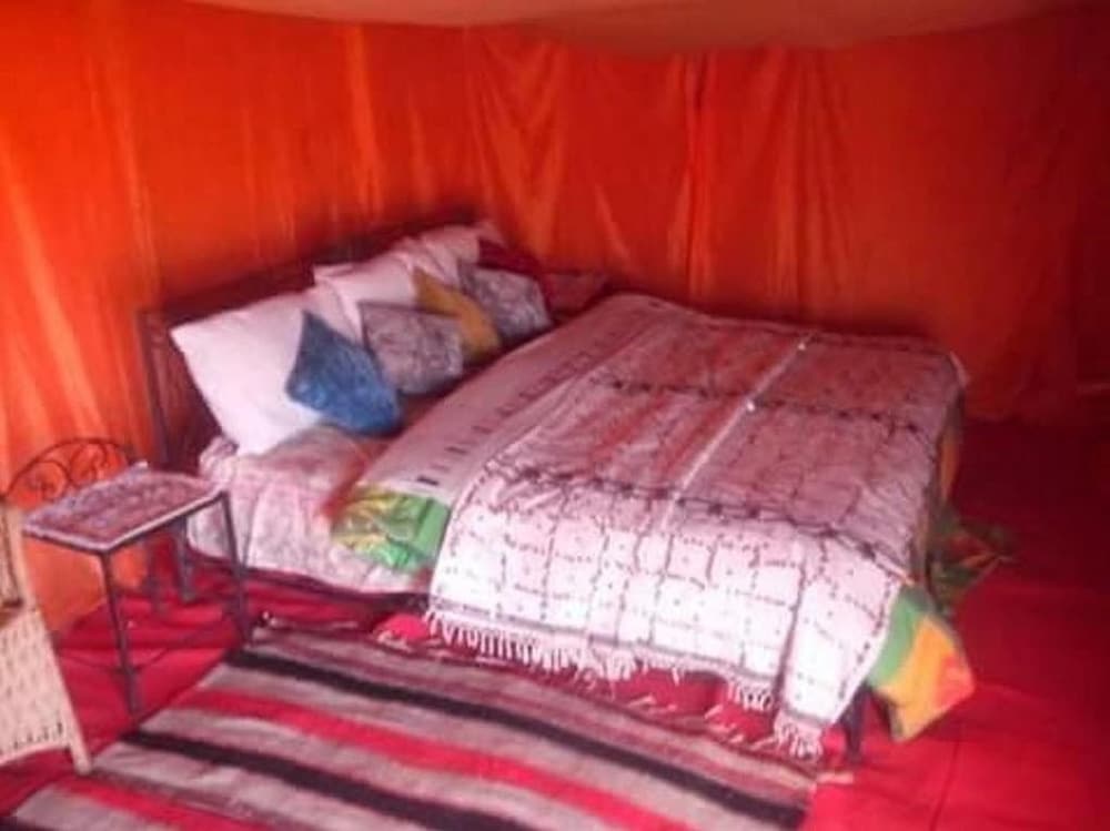 Basic Tent photo 2