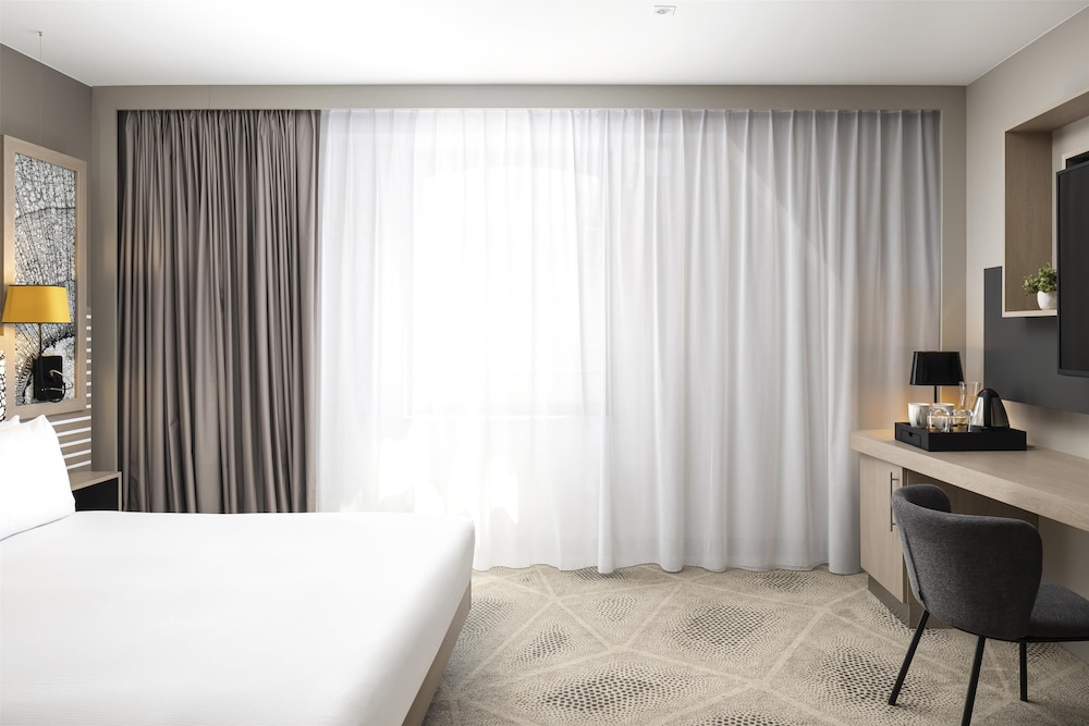 Room, 1 King Bed, Accessible