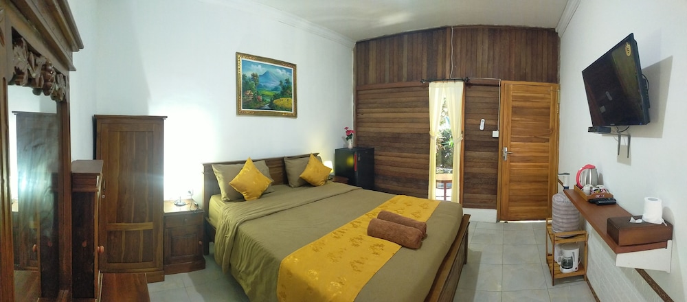 Romantic Room, 1 King Bed photo 1