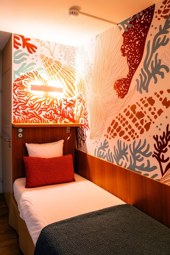 Comfort Room 3 people photo 2
