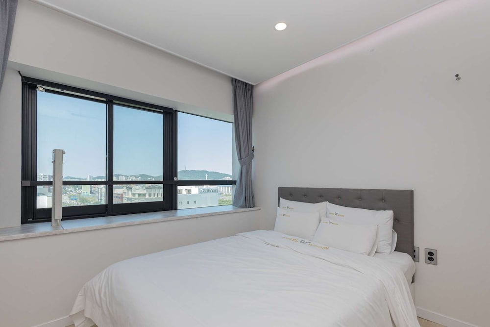 Royal Suite - Photo 19