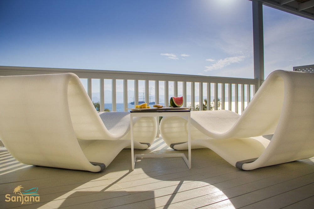 Grand Suite, 1 Bedroom, Hot Tub, Sea View photo 3