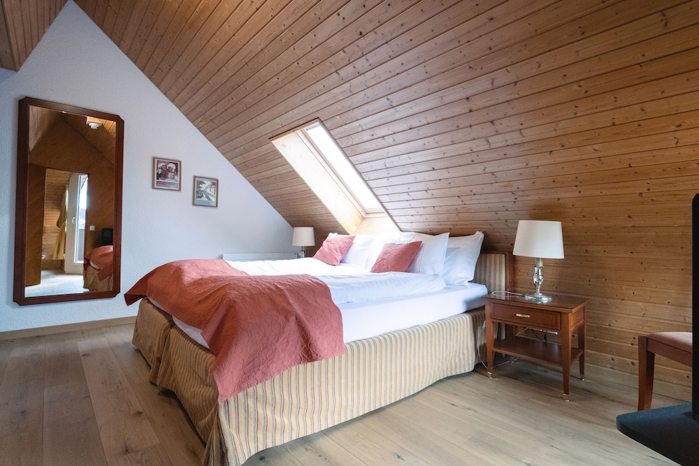 Suite - Photo 4
