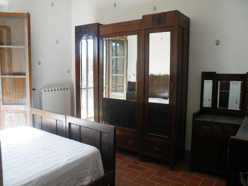 Apartment, Garden View (Sangiovese)
