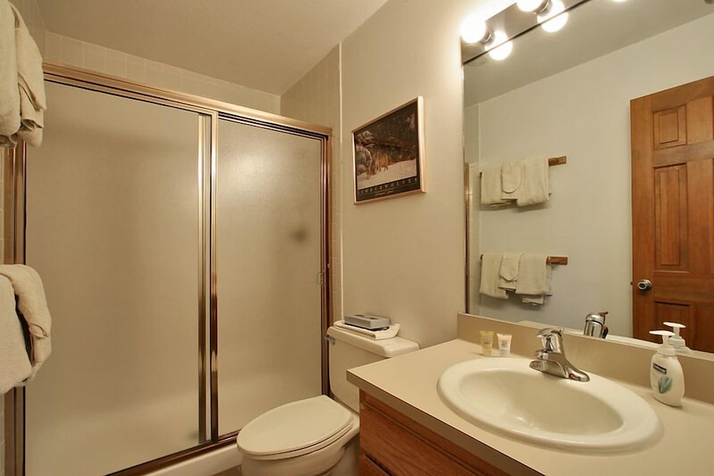 Four Bedroom photo 2
