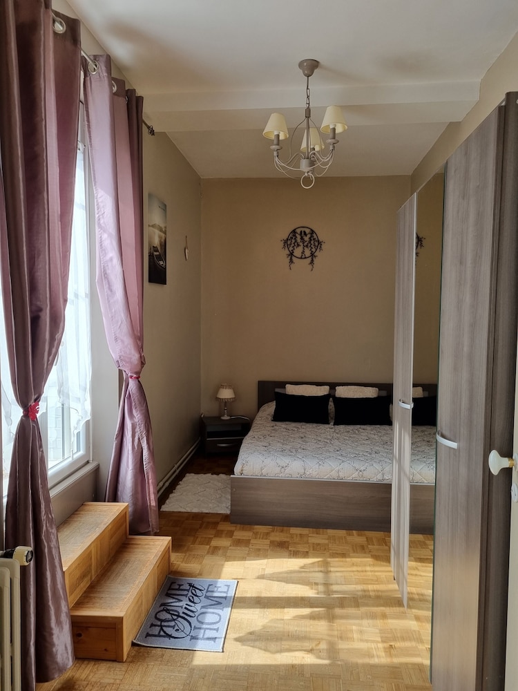 City Apartment, Garden View photo 2
