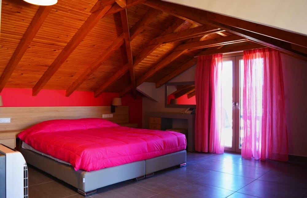Quarto Duplo (Sótão)