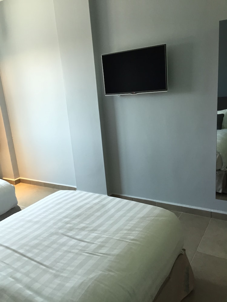 Standard Twin Room, 2 Twin Beds photo 2