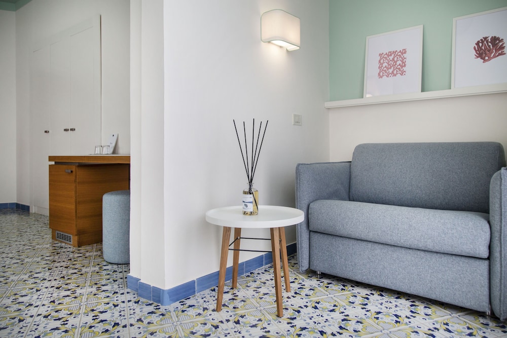 Junior Studio Suite, Sea View photo 3