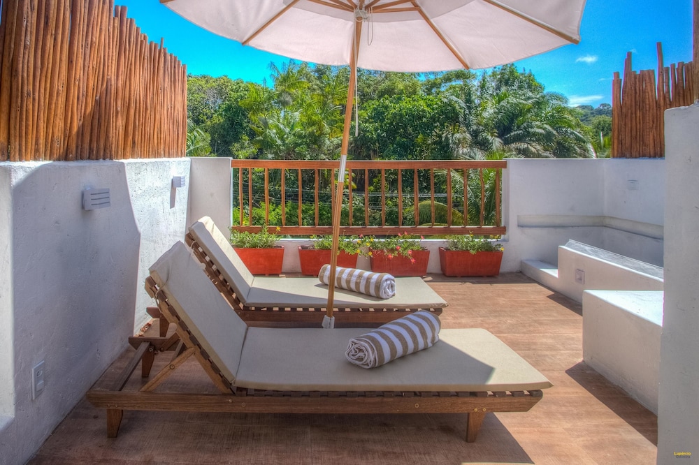 Suite, Pool View (Rooftop) photo 2