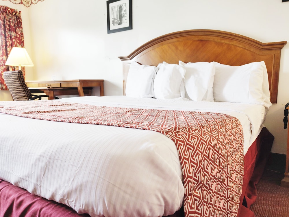 Deluxe Room, 1 King Bed