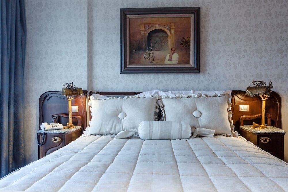Presidential Suite photo 3