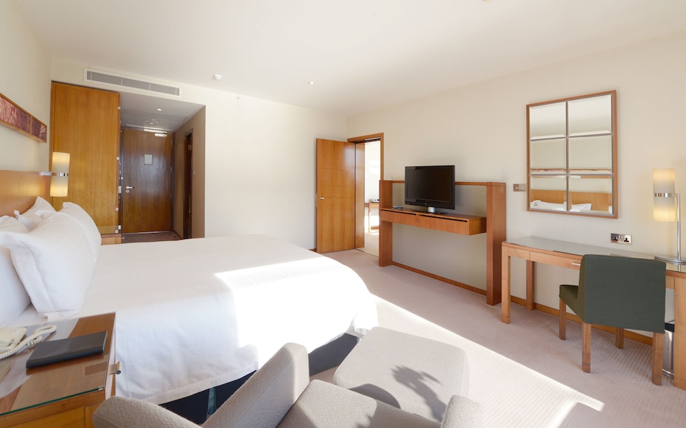Executive Suite photo 3