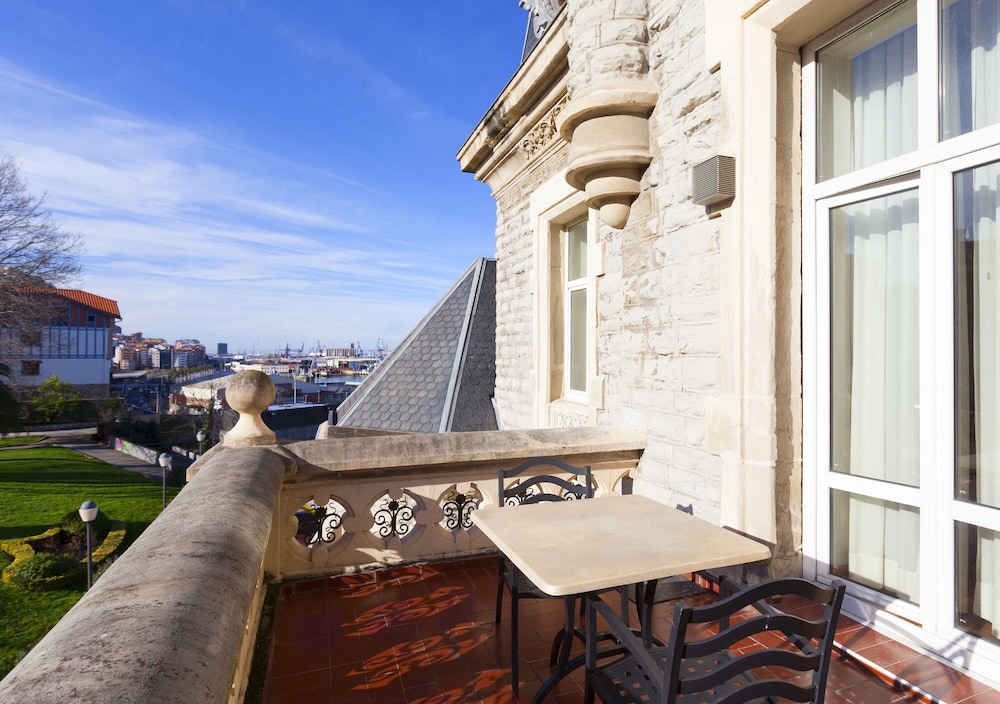 Premium Room, Terrace - Photo 8