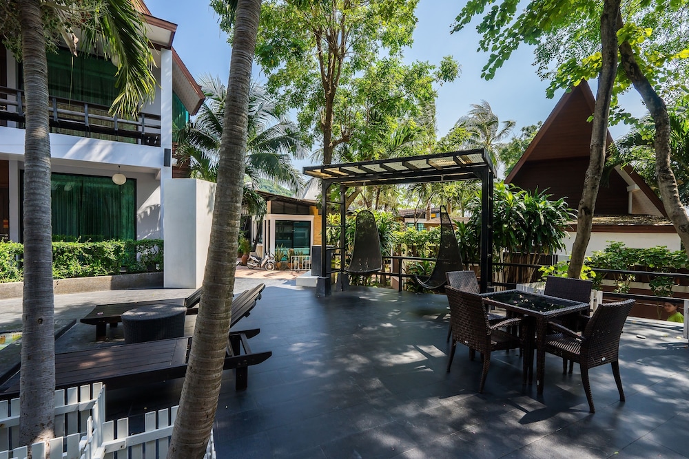 Pool Terrace - Photo 8