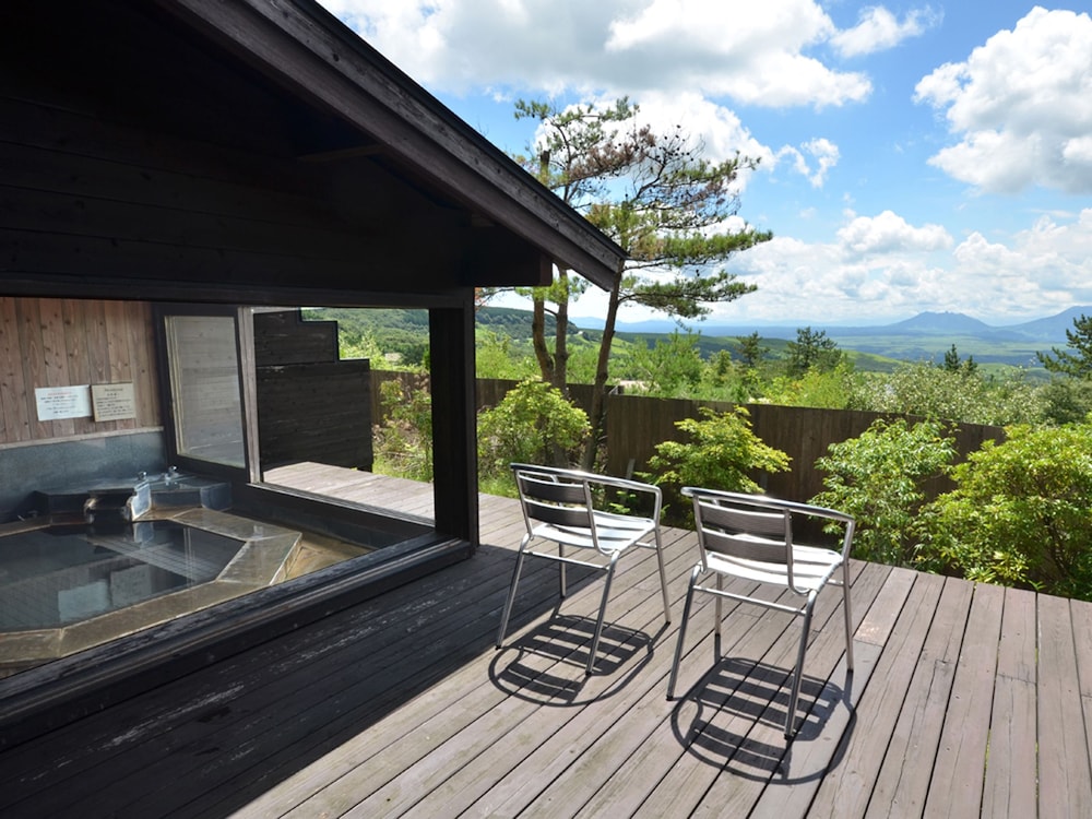 Twin Room - Anzu, Kusa with Semi Open Air Bath photo 1