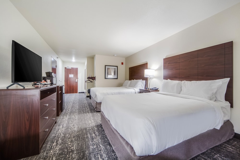 Room, 2 Queen Beds, Accessible, Non Smoking - Photo 1
