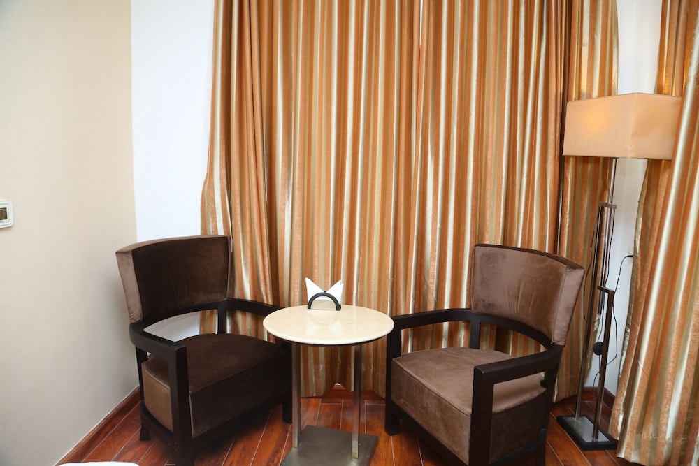 Executive Twin Room - Photo 5