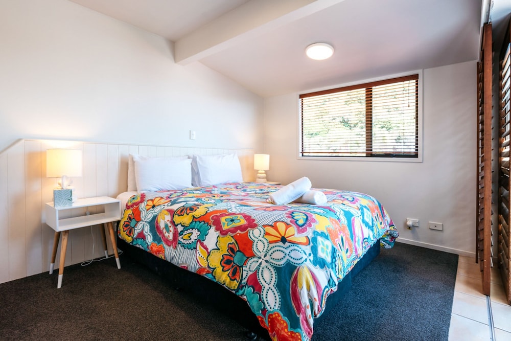 Two Bedroom Apartment with Ocean View - Photo 4