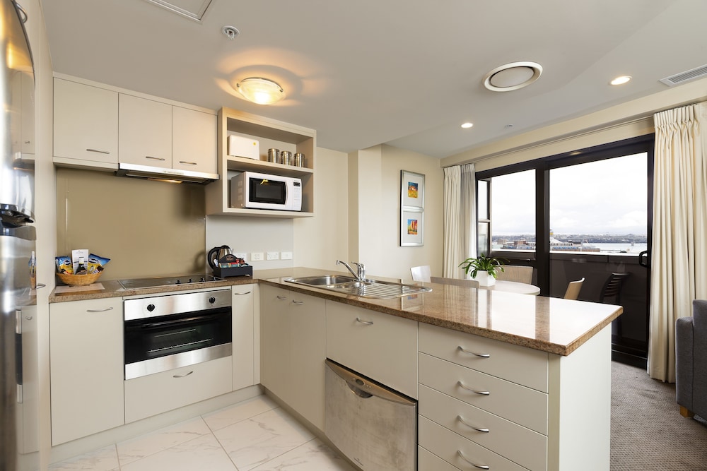 One Bedroom Apartment Harbour View - Photo 4