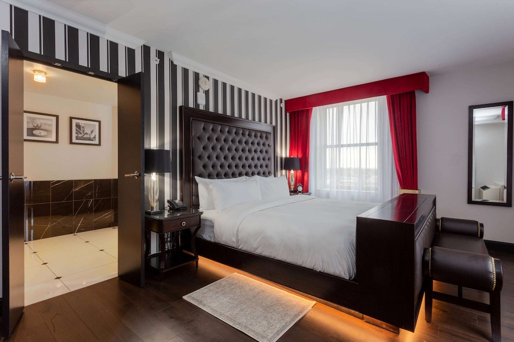 Suite, 1 Bedroom, Non Smoking - Photo 2