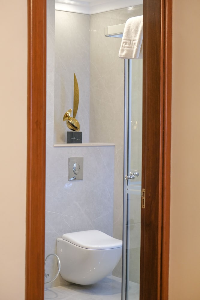 Executive Double or Twin Room - Photo 3