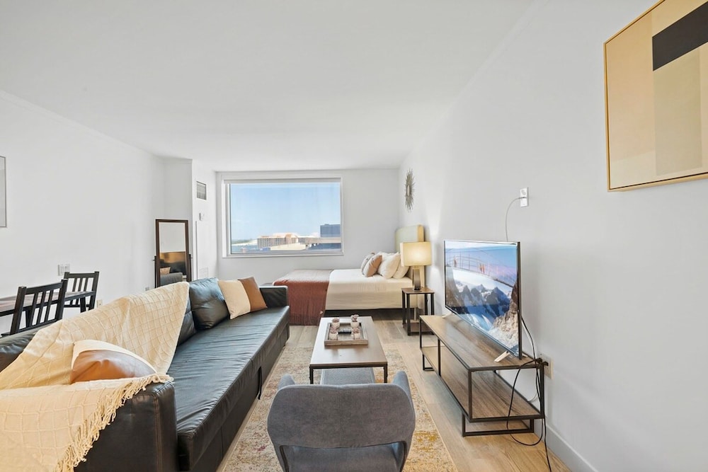 Sleep 4 Boardwalk Stylish Studio by Cozysuites, Billede 16