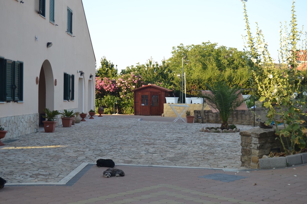 Holiday House & Events With Private Pool in the Center of Sicily, 사진 18