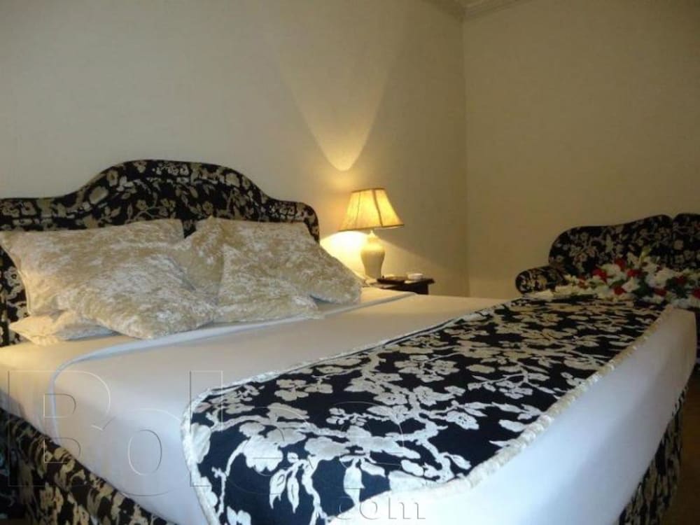 Executive Room photo 2