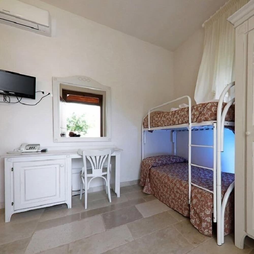 Quadruple Room, Accessible (Melograno) photo 1