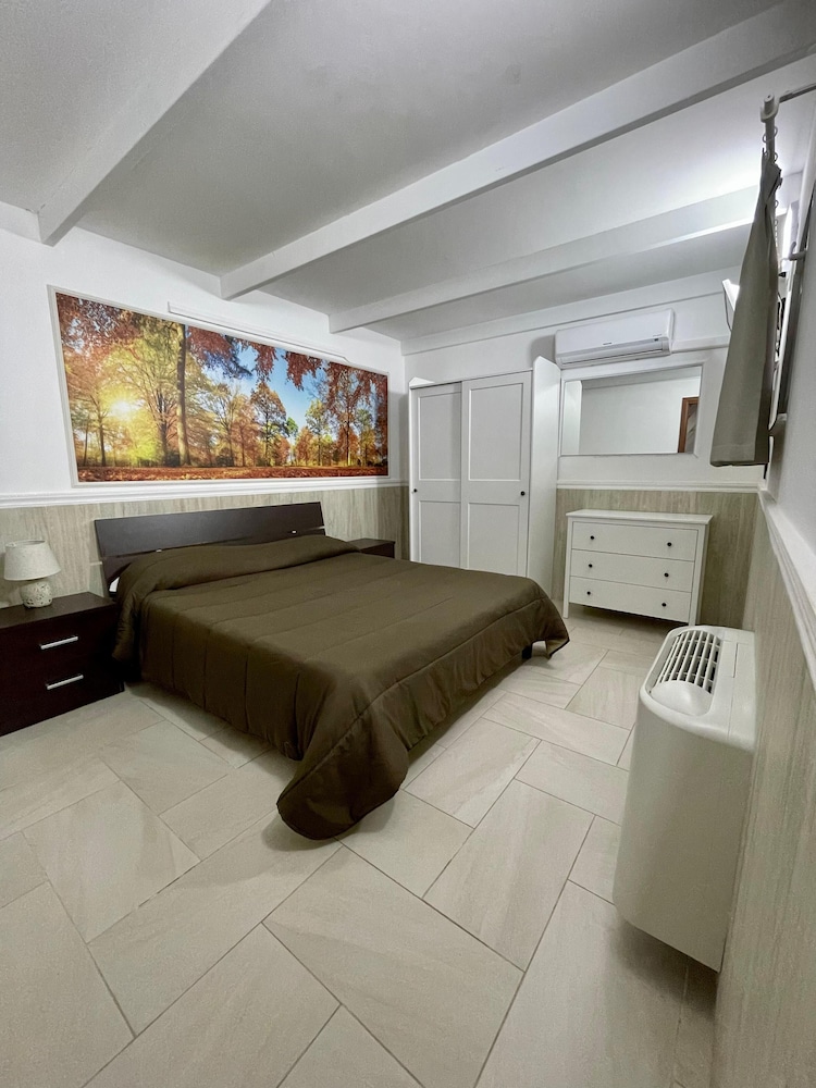 Family Apartment photo 3