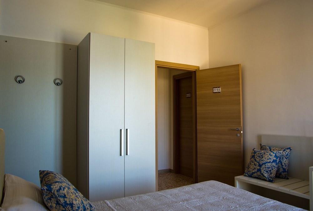 Panoramic Apartment, 3 Bedrooms, Sea View photo 3