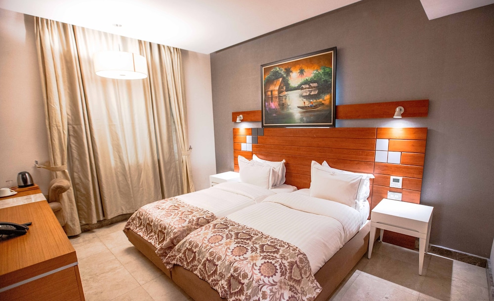 Luxury Twin Room - Photo 4