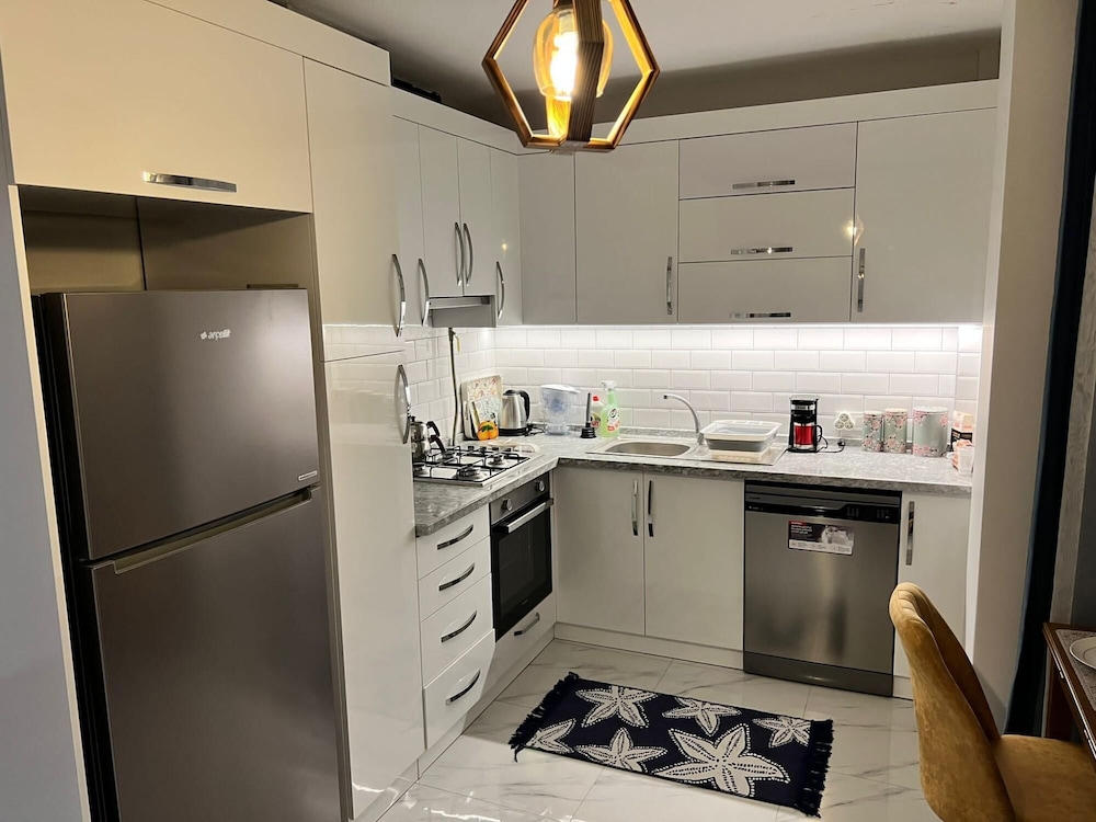 Apartment photo 1