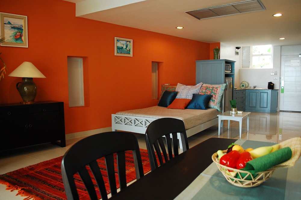 Ocean View Duplex - Photo 5