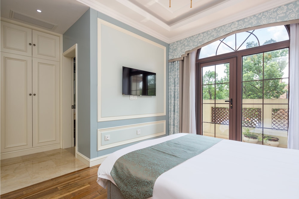 Premium Double Room photo 2