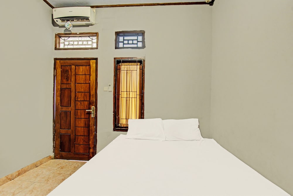 Economy Double Room - Photo 2