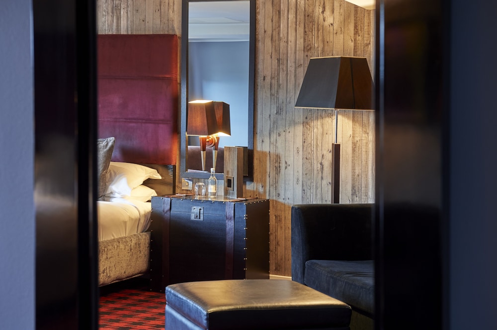 Suite - Photo 6