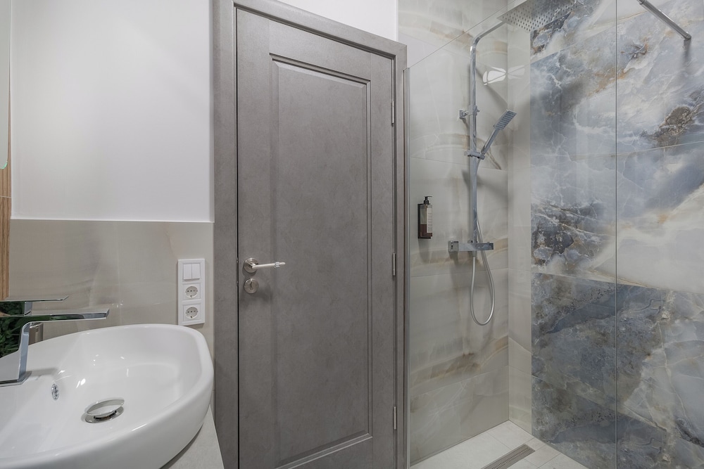 Superior Apartment - Photo 7
