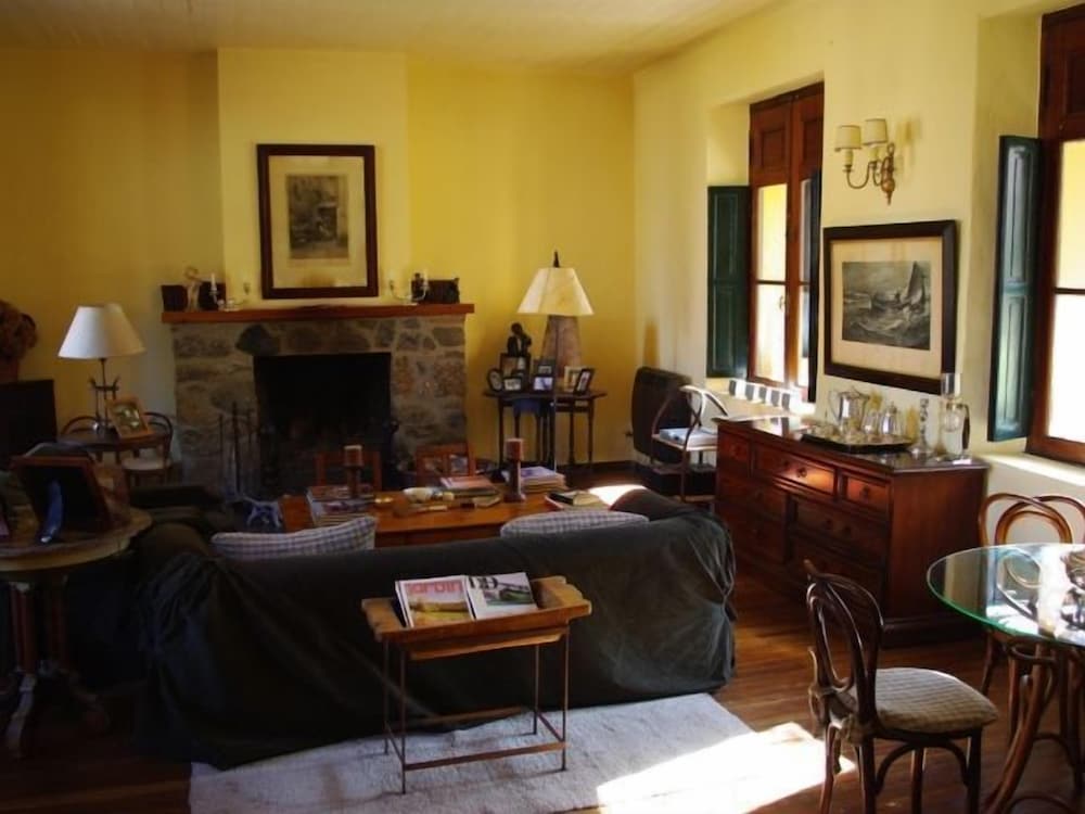 Standard Triple Room photo 3
