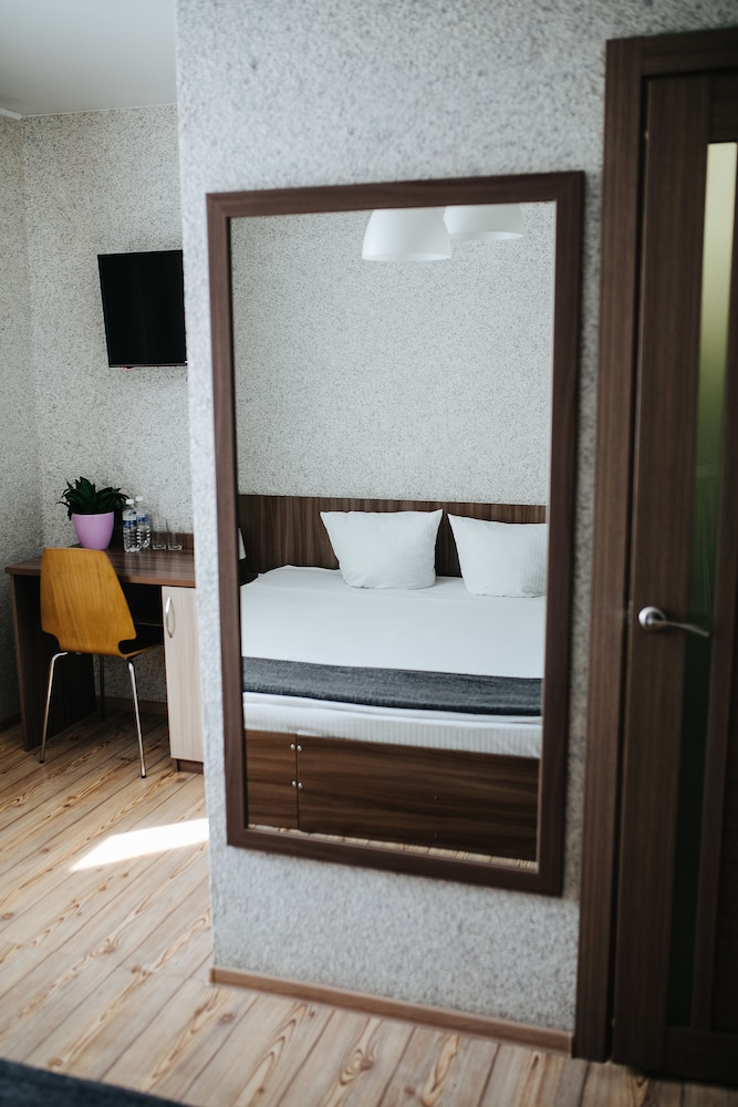 Standard Double or Twin Room photo 3